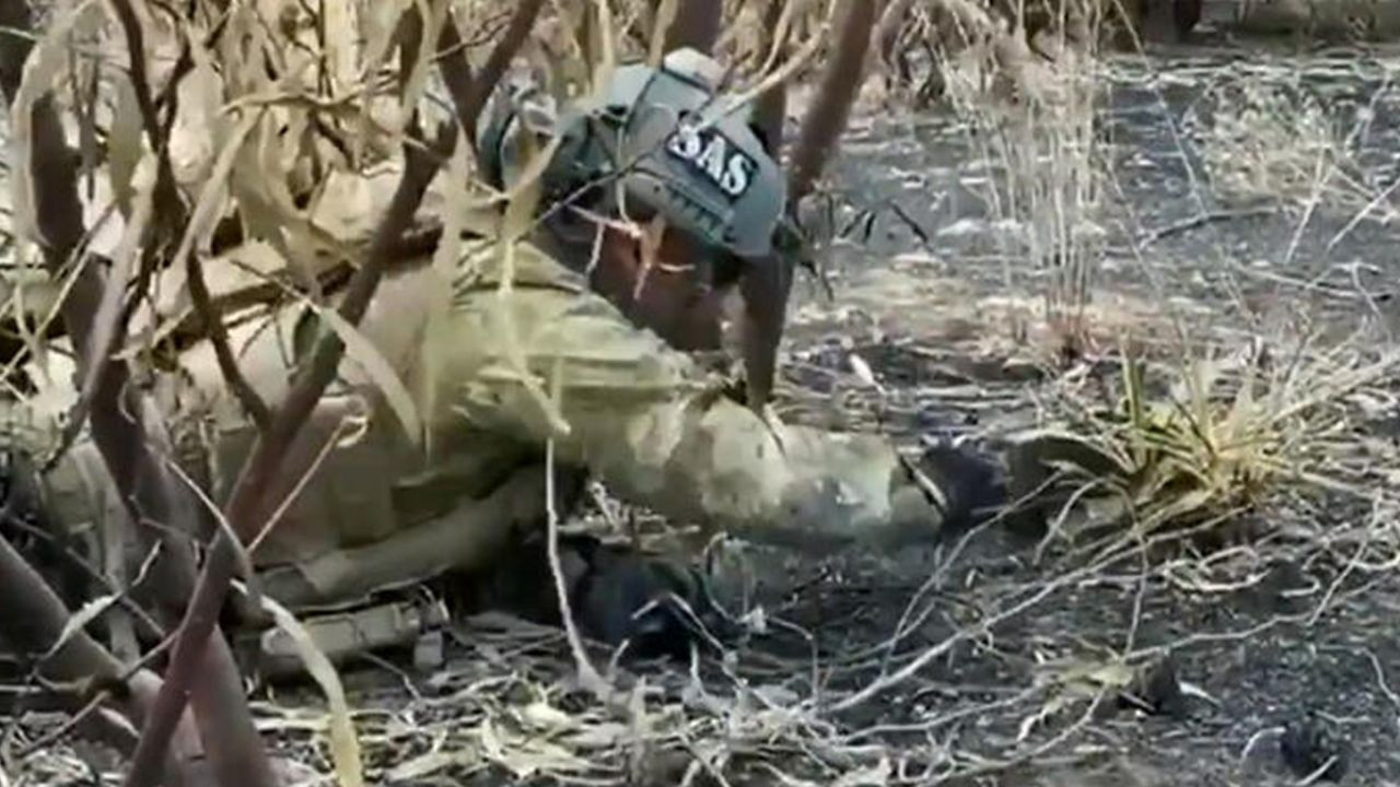 TSK, Libya'da sivillerin evlerine güvenli dönüşü için mayın imha çalışmalarını sürdürüyor - Sayfa 11