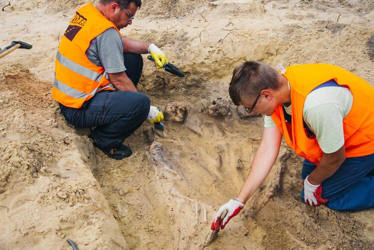 Yol yapımı sırasında tesadüfen 115 iskelet bulundu! - Sayfa 9