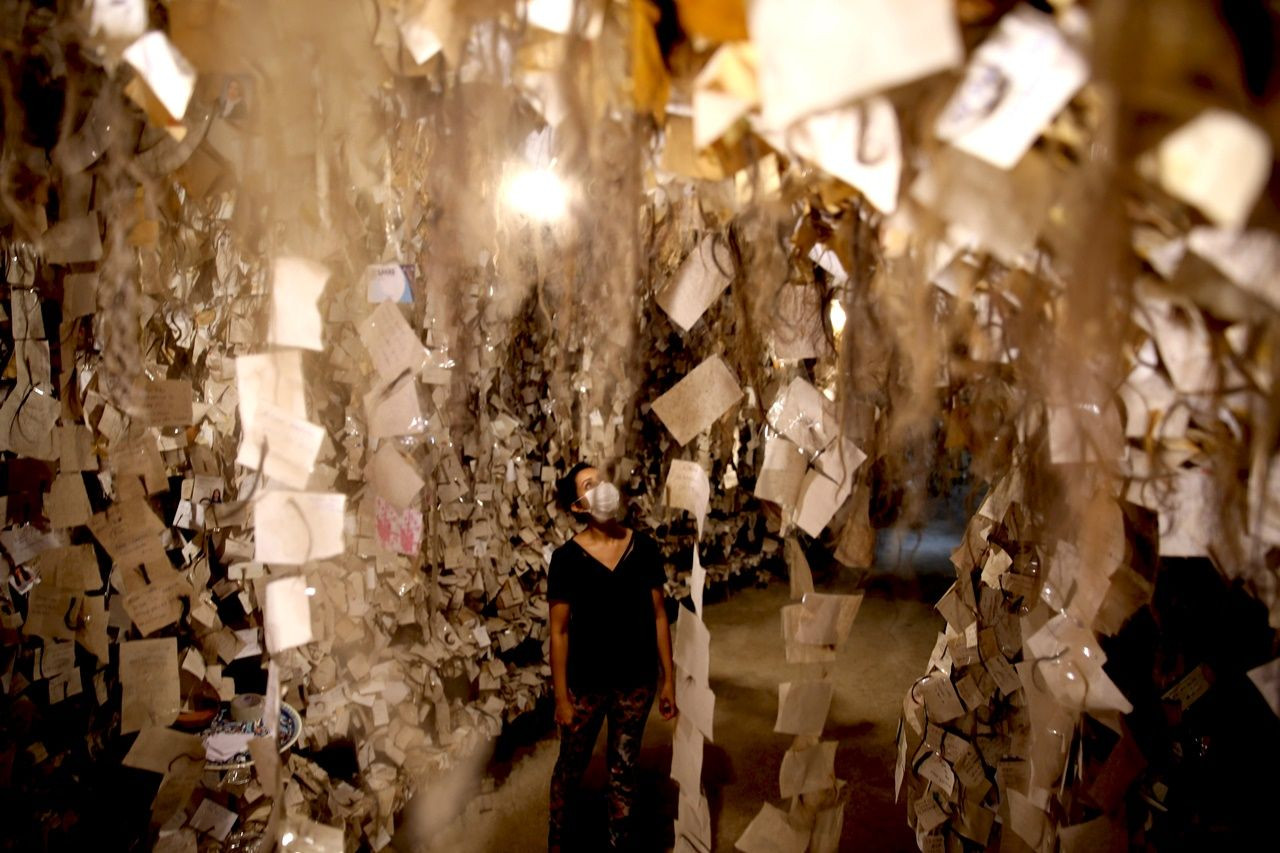 On binlerce kadının saçını barındırıyor - Sayfa 7