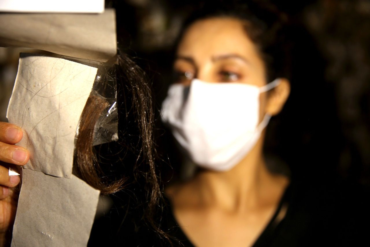 On binlerce kadının saçını barındırıyor - Sayfa 9