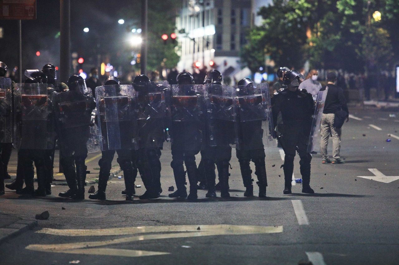 Sokağa çıkma yasağı ilanı ülkeyi karıştırdı - Sayfa 15