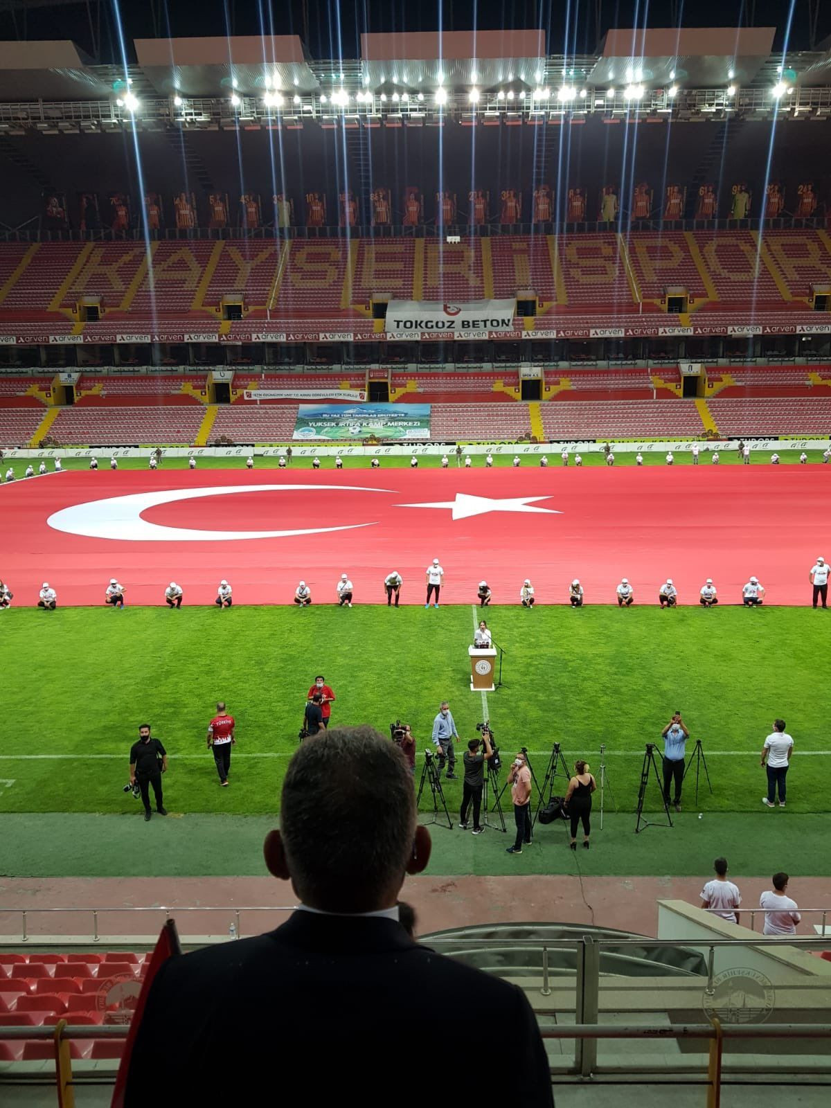 3038 metrekare büyüklüğünde ve tam 418 kilo ağırlığında - Sayfa 6