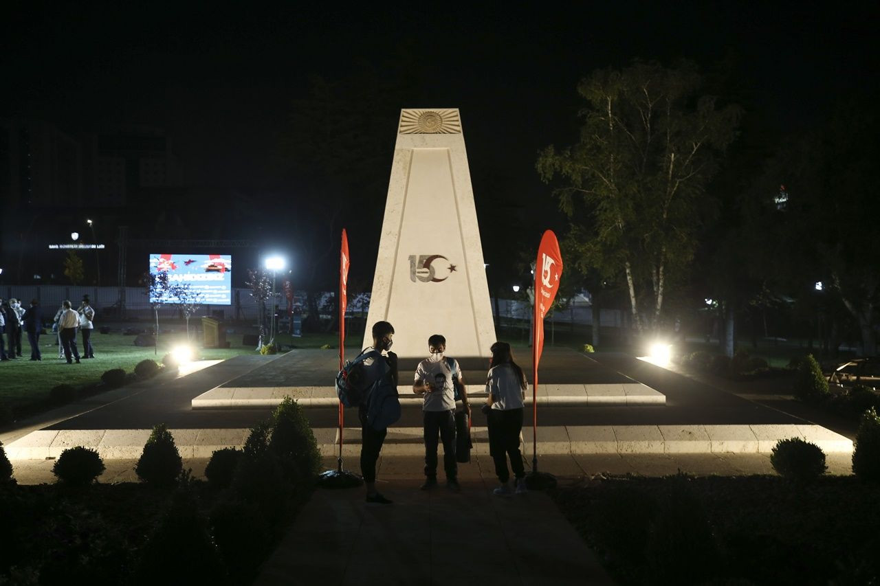 Sporculardan mecliste demokrasi nöbeti - Sayfa 10