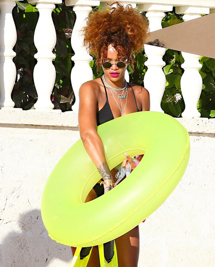 Rihanna'nın tatil evinin fiyatı dudak uçuklattı! - Sayfa 6