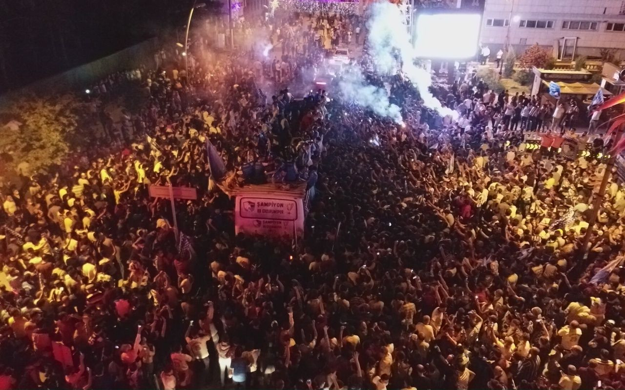 Erzurum'da sosyal mesafesiz Süper Lig coşkusu! - Sayfa 46