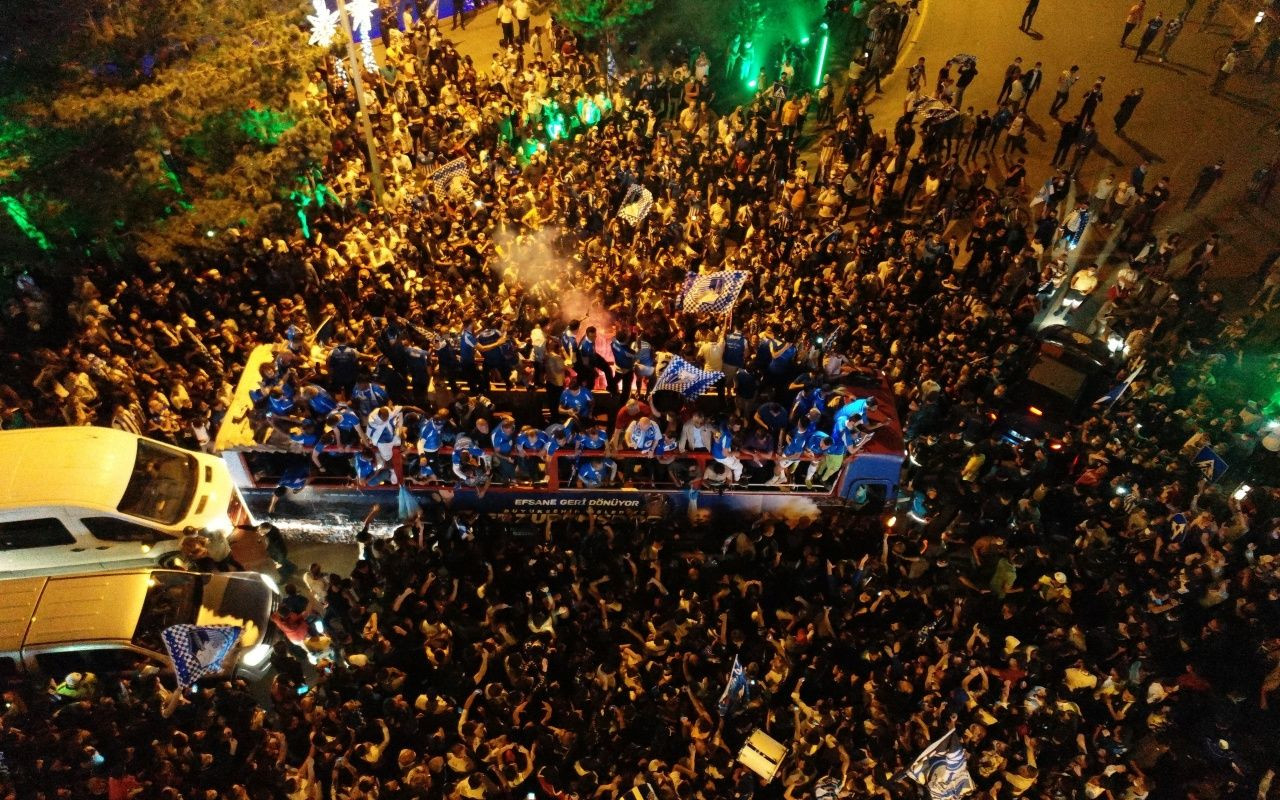 Erzurum'da sosyal mesafesiz Süper Lig coşkusu! - Sayfa 37