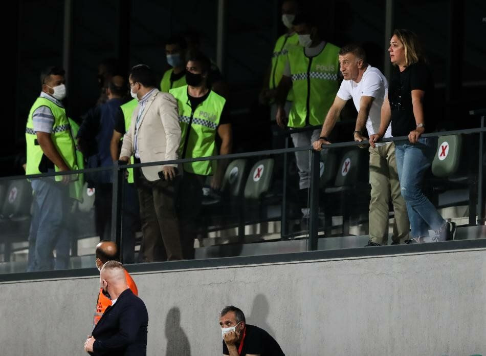 'UEFA, bize agresif davrandı' - Sayfa 15