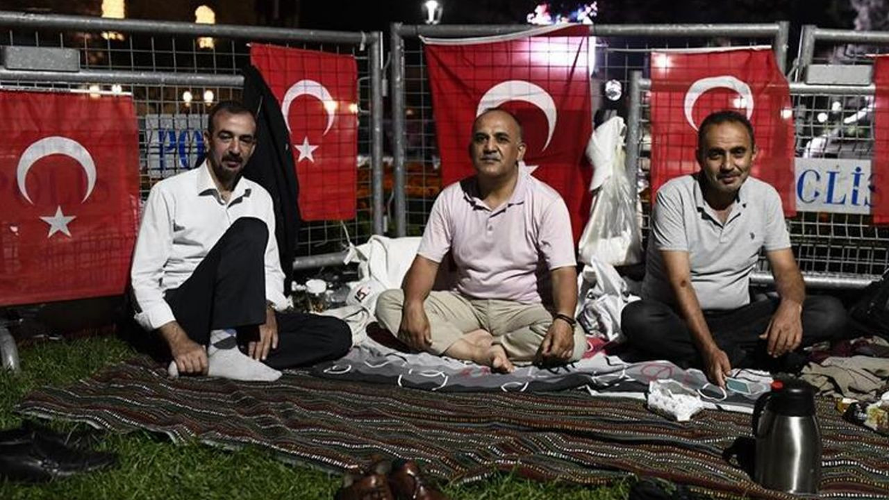 Ayasofya'da kılınan ilk Cuma namazı dünya basınında da manşetlerde - Sayfa 7