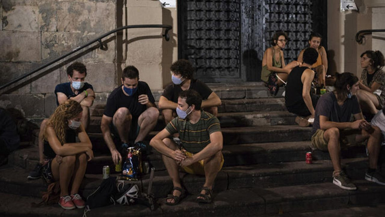 İngiltere İspanya'yı güvenli ülkeler listesinden çıkardı - Sayfa 11