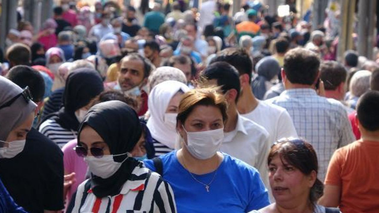 Bursa'da 'maskesiz ve mesafesiz' bayram alışverişi - Sayfa 9