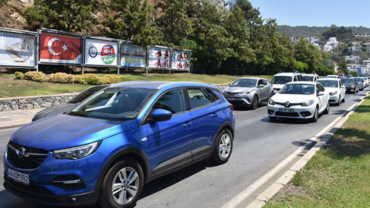 Uzun araç kuyrukları oluştu! - Sayfa 9