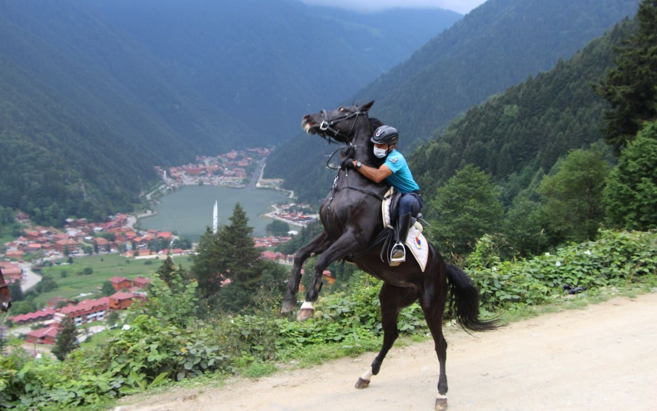 Atlı jandarmalar Uzungöl'de göreve başladı - Sayfa 19