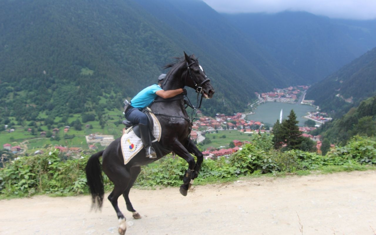Atlı jandarmalar Uzungöl'de göreve başladı - Sayfa 15