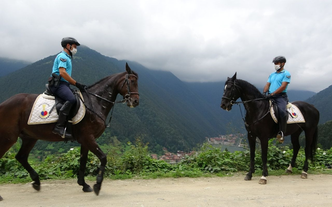 Atlı jandarmalar Uzungöl'de göreve başladı - Sayfa 16