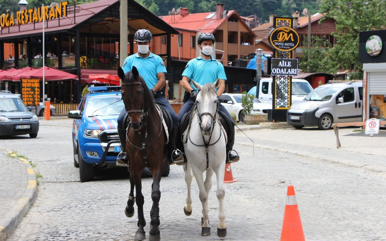 Atlı jandarmalar Uzungöl'de göreve başladı - Sayfa 14