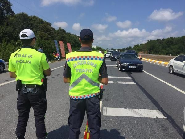 Şile'ye tatilci akını! Kilometrelerce kuyruk oluştu... - Sayfa 5