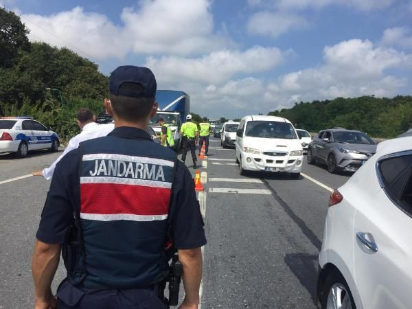 Şile'ye tatilci akını! Kilometrelerce kuyruk oluştu... - Sayfa 6