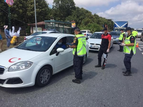 Şile'ye tatilci akını! Kilometrelerce kuyruk oluştu... - Sayfa 8