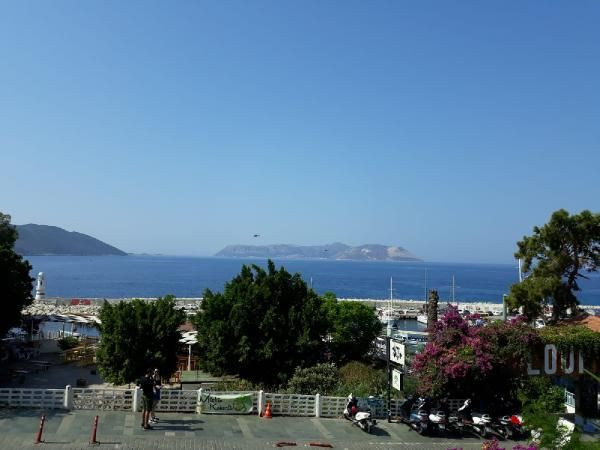 Navtex'ten sonra sular iyice ısındı! Meis Adası'nda yoğun hareketlilik! - Sayfa 5