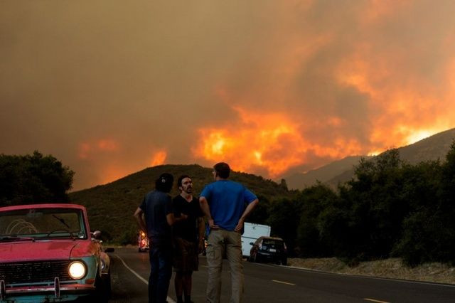 ABD'deki büyük yangın kontrol edilemiyor - Sayfa 5