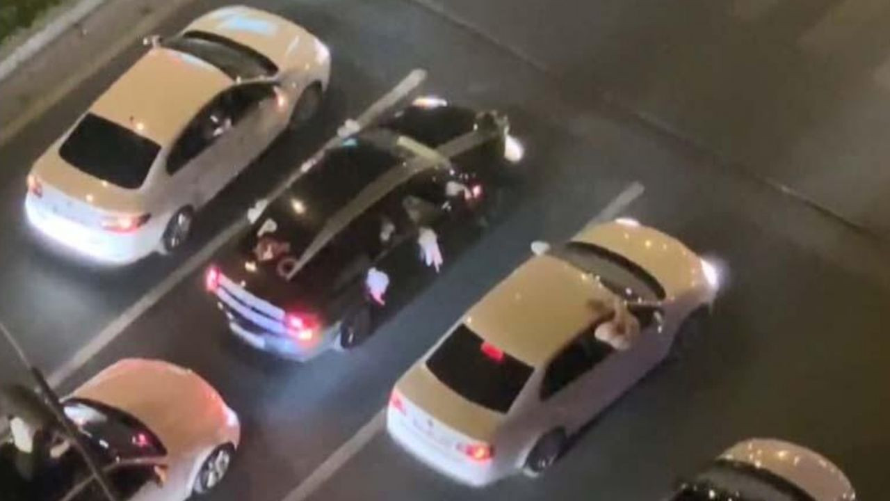 Diyarbakır'da düğün konvoyu oluşturup, kırmızı ışıkta halay çektiler! - Sayfa 5