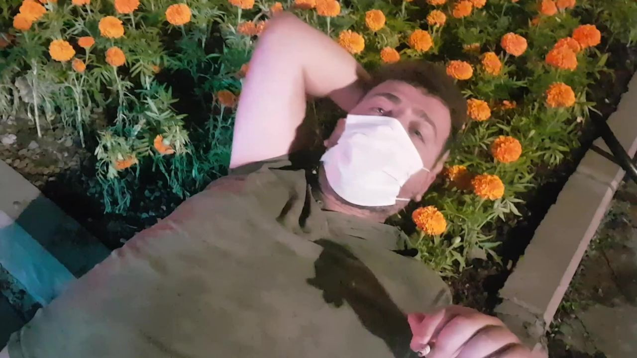 'Ölüyorum' dedi, maskeyle sigara içti - Sayfa 5