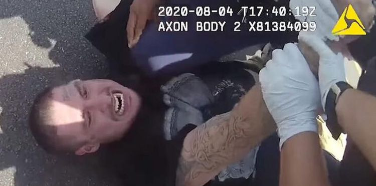 ABD'de polis şiddeti devam ediyor... Bir ölüm haberi daha! - Sayfa 11