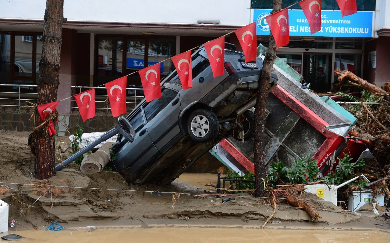 Bilanço gün ağarınca ortaya çıktı - Sayfa 36