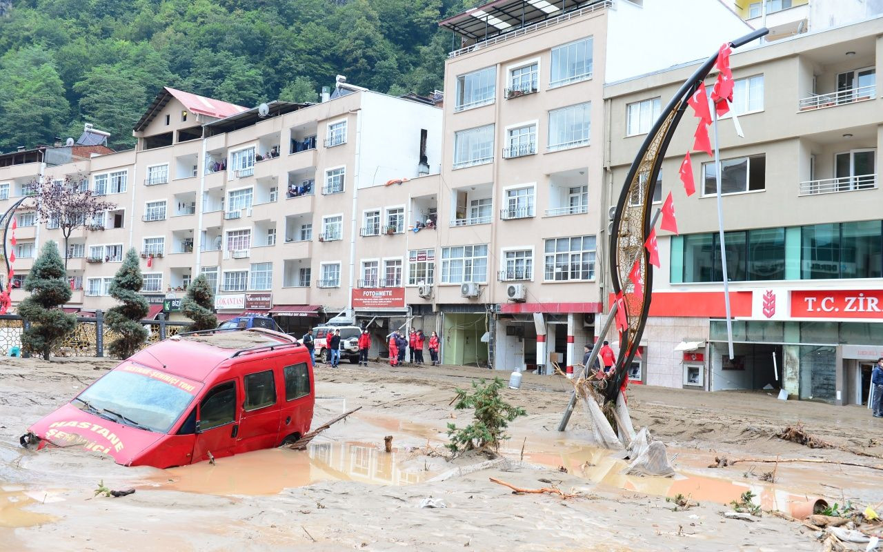 Bilanço gün ağarınca ortaya çıktı - Sayfa 21