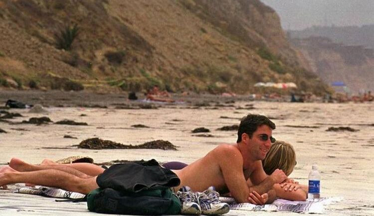 Koronavirüs salgınının yeni merkezi çıplaklar kampı! - Sayfa 8