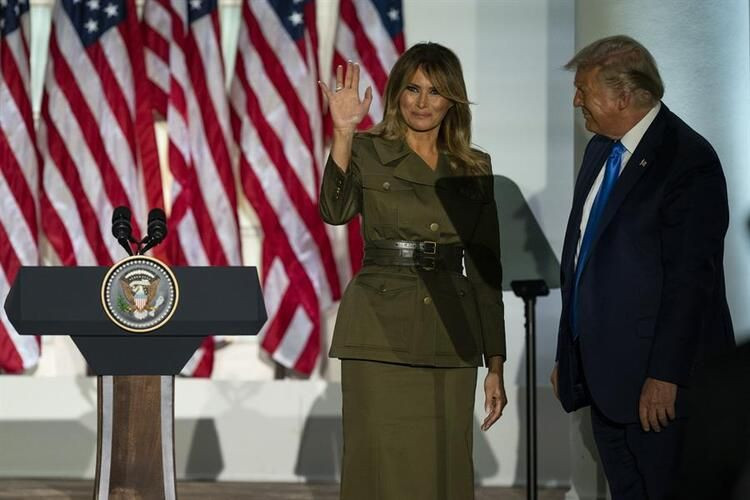 Melania'nın canlı yayındaki hareketi ABD'de bomba etkisi yarattı! - Sayfa 7