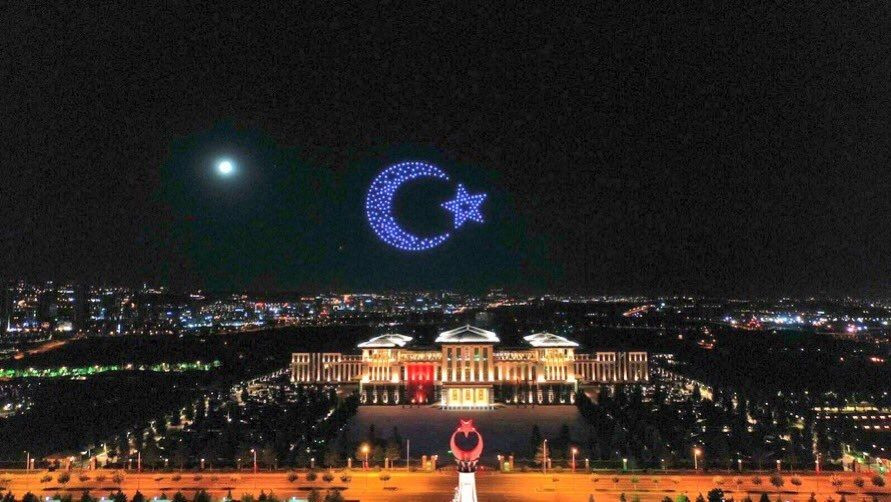 Beştepe'de 300 İHA ile görsel şölen - Sayfa 6