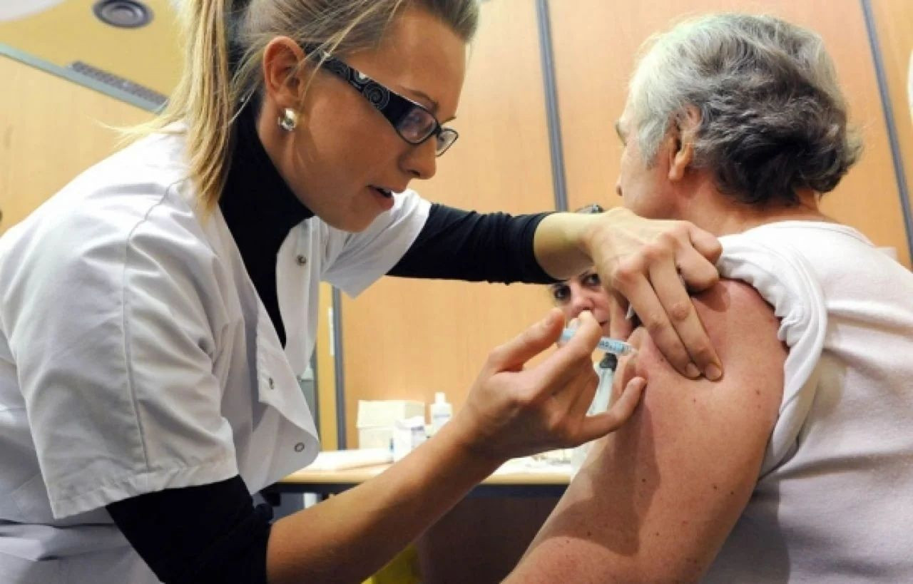 Banu Musaffa Salepçi: Zatürre aşısı koronadan korumaz - Sayfa 16