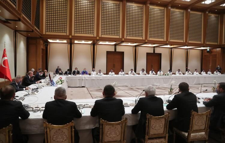 Erdoğan, Trabzonspor yönetimi ve futbolcularını kabul etti - Sayfa 12