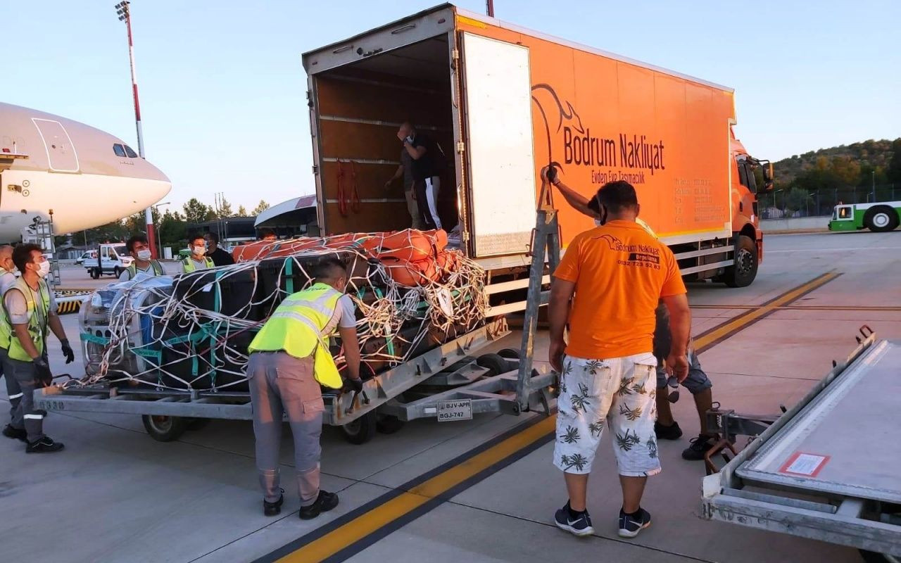 İki kamyon eşya ve 500 valizle geldiler! İndirmesi saatler sürdü - Sayfa 13