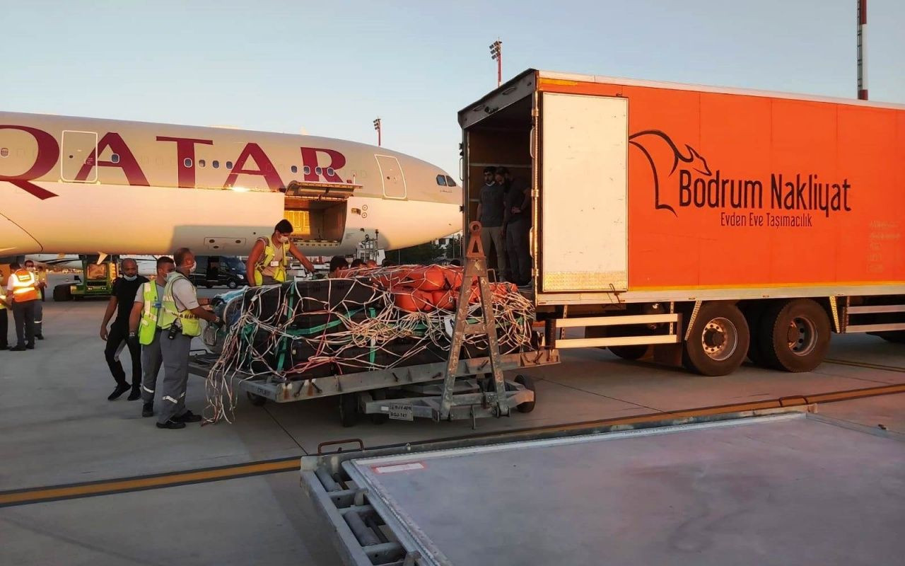 İki kamyon eşya ve 500 valizle geldiler! İndirmesi saatler sürdü - Sayfa 26