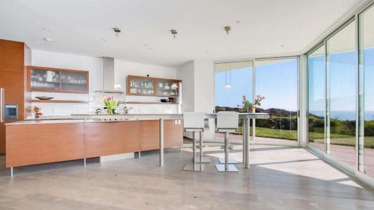 Will Smith'in 19 yaşındaki kızı milyon dolarlık ev aldı! - Sayfa 7