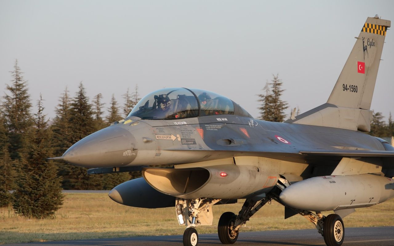 Ege'nin kuzeyine yapılan özel uçuştan kareler - Sayfa 16