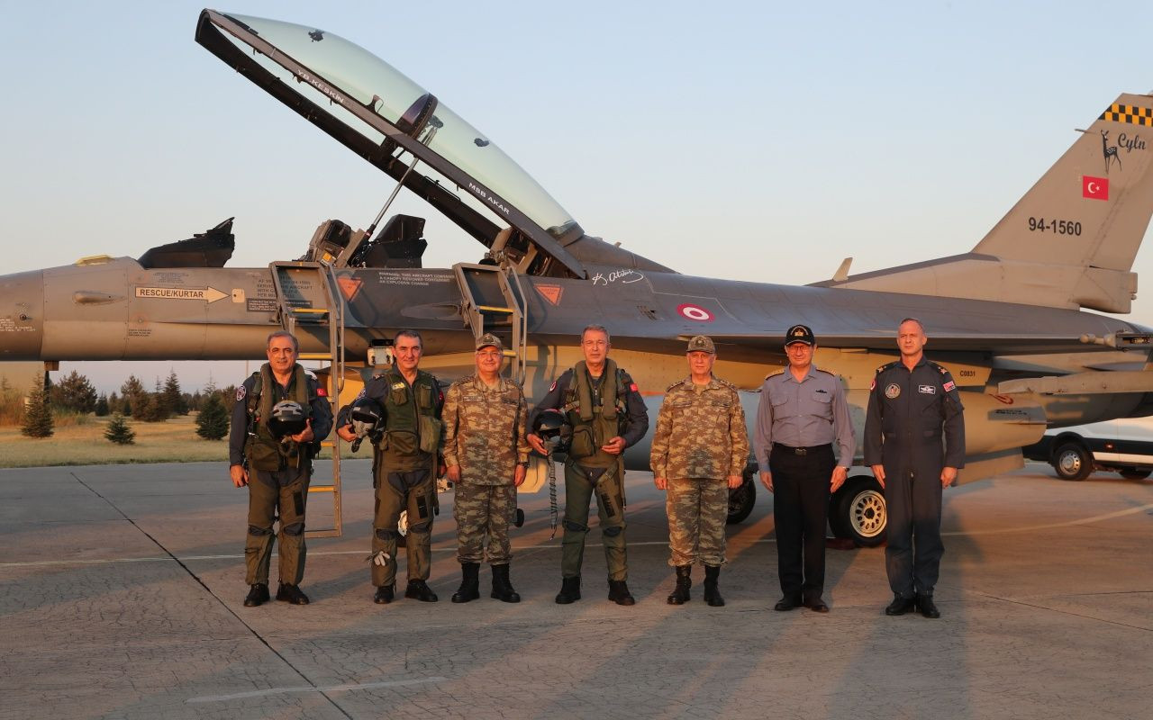 Ege'nin kuzeyine yapılan özel uçuştan kareler - Sayfa 9