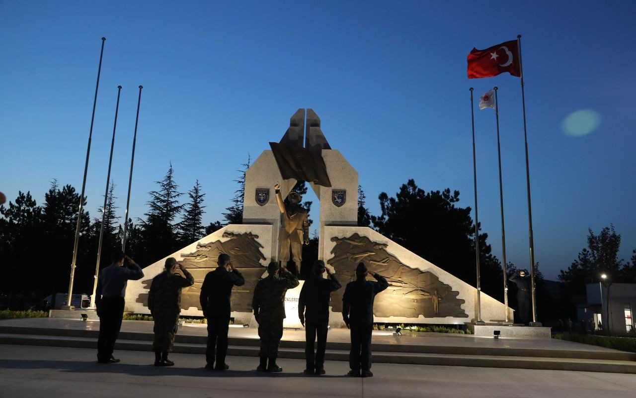 Ege'nin kuzeyine yapılan özel uçuştan kareler - Sayfa 18