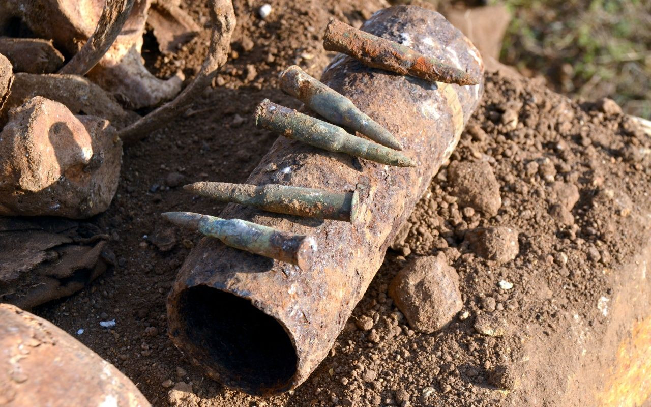 Atık su çalışmasında insan kemiği ve askeri mühimmat bulundu - Sayfa 16