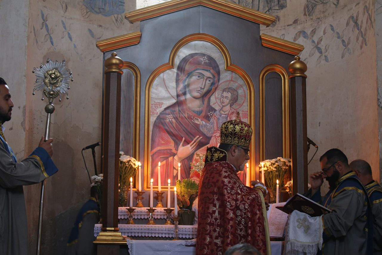 Akdamar Kilisesi'ndeki ayin Kovid-19 tedbirleri altında başladı - Sayfa 11