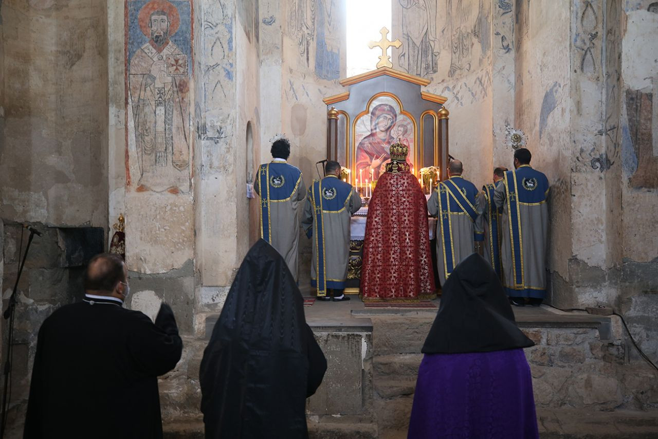 Akdamar Kilisesi'ndeki ayin Kovid-19 tedbirleri altında başladı - Sayfa 12