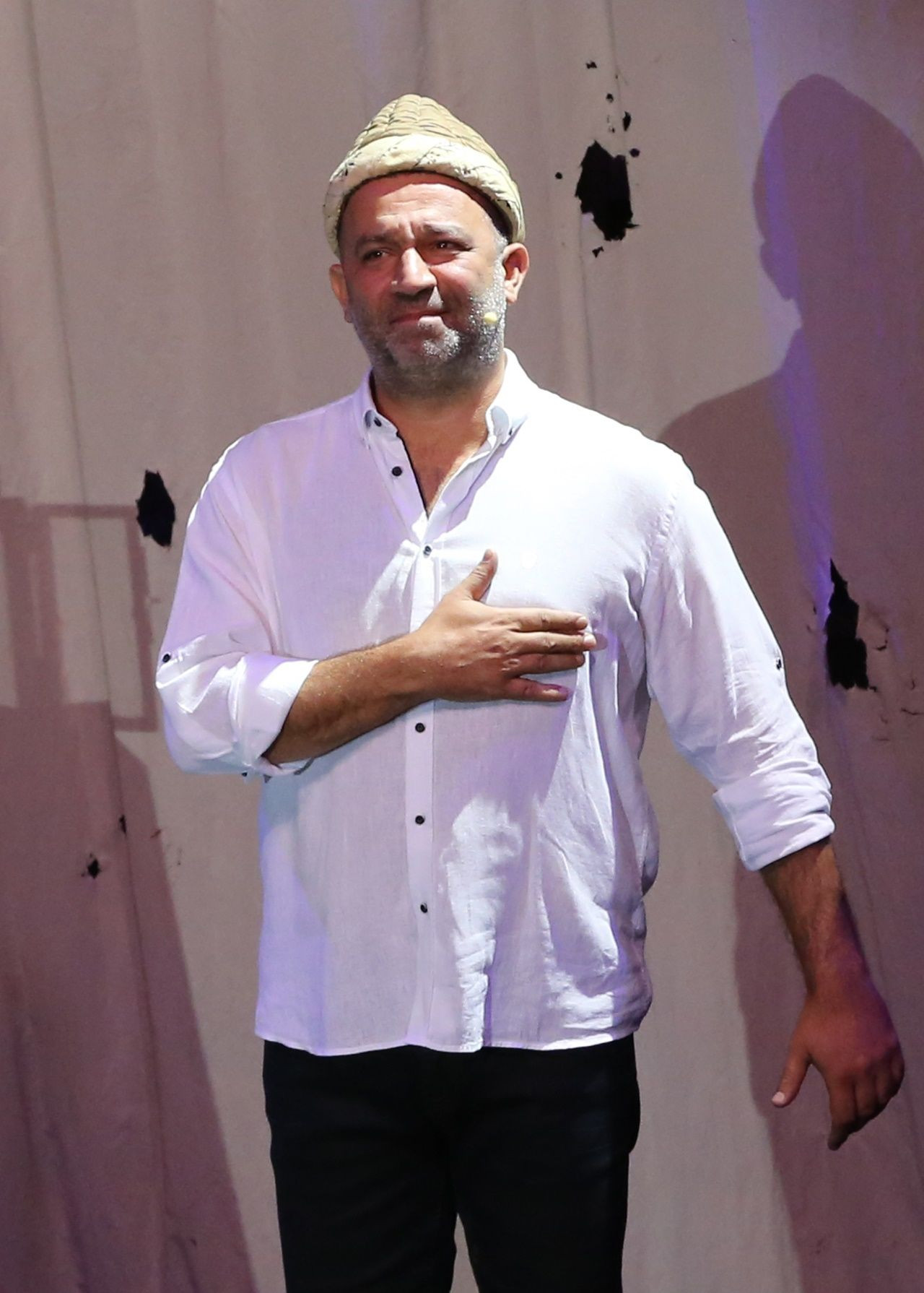 Rasim Öztekin, Kel Hasan Efendi'nin kavuğunu Şevket Çoruh'a devretti - Sayfa 11