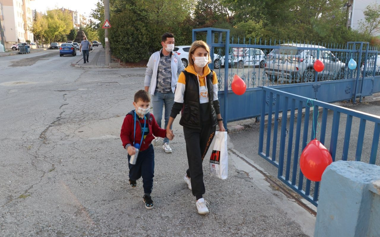 Minikler okulun yolunu tuttu - Sayfa 5