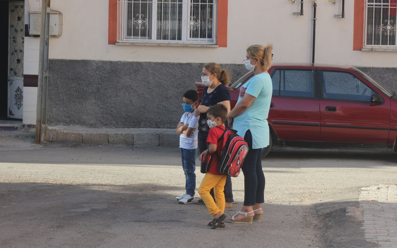 Minikler okulun yolunu tuttu - Sayfa 11