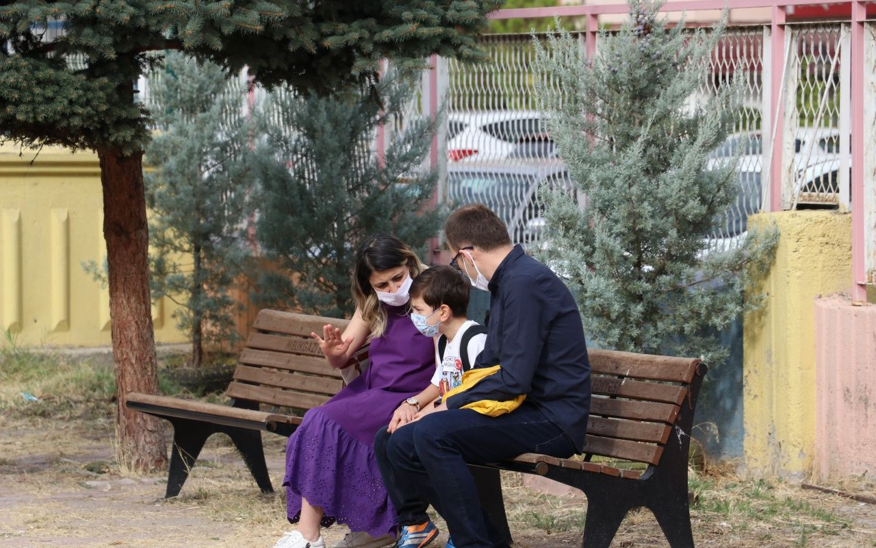 Minikler okulun yolunu tuttu - Sayfa 19