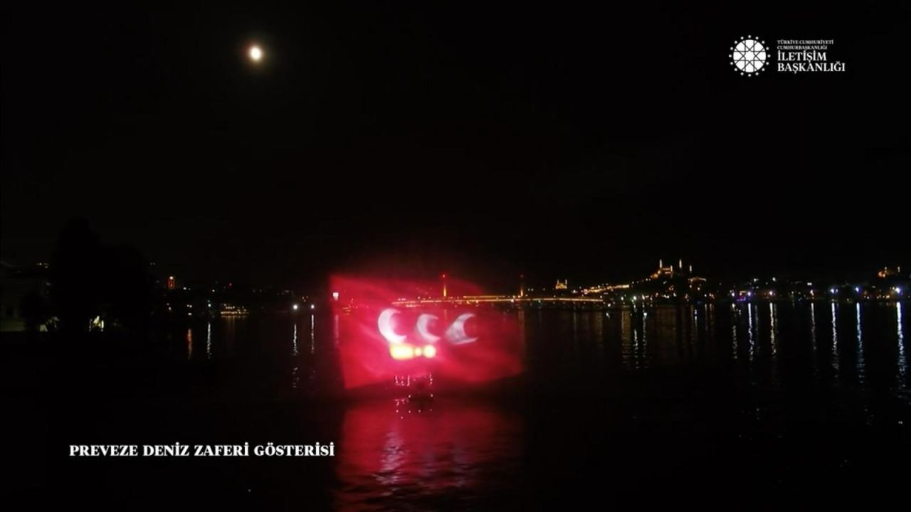 Haliç'te Preveze Deniz Zaferi temalı hologram gösterisi - Sayfa 8