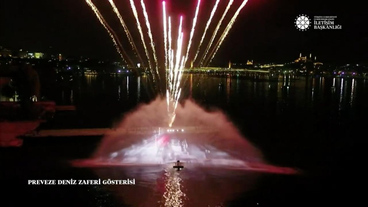 Haliç'te Preveze Deniz Zaferi temalı hologram gösterisi - Sayfa 5