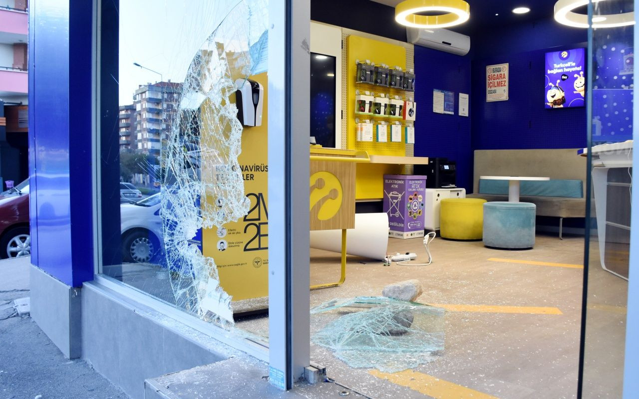 60 saniyede 100 bin TL'lik soygun! - Sayfa 7